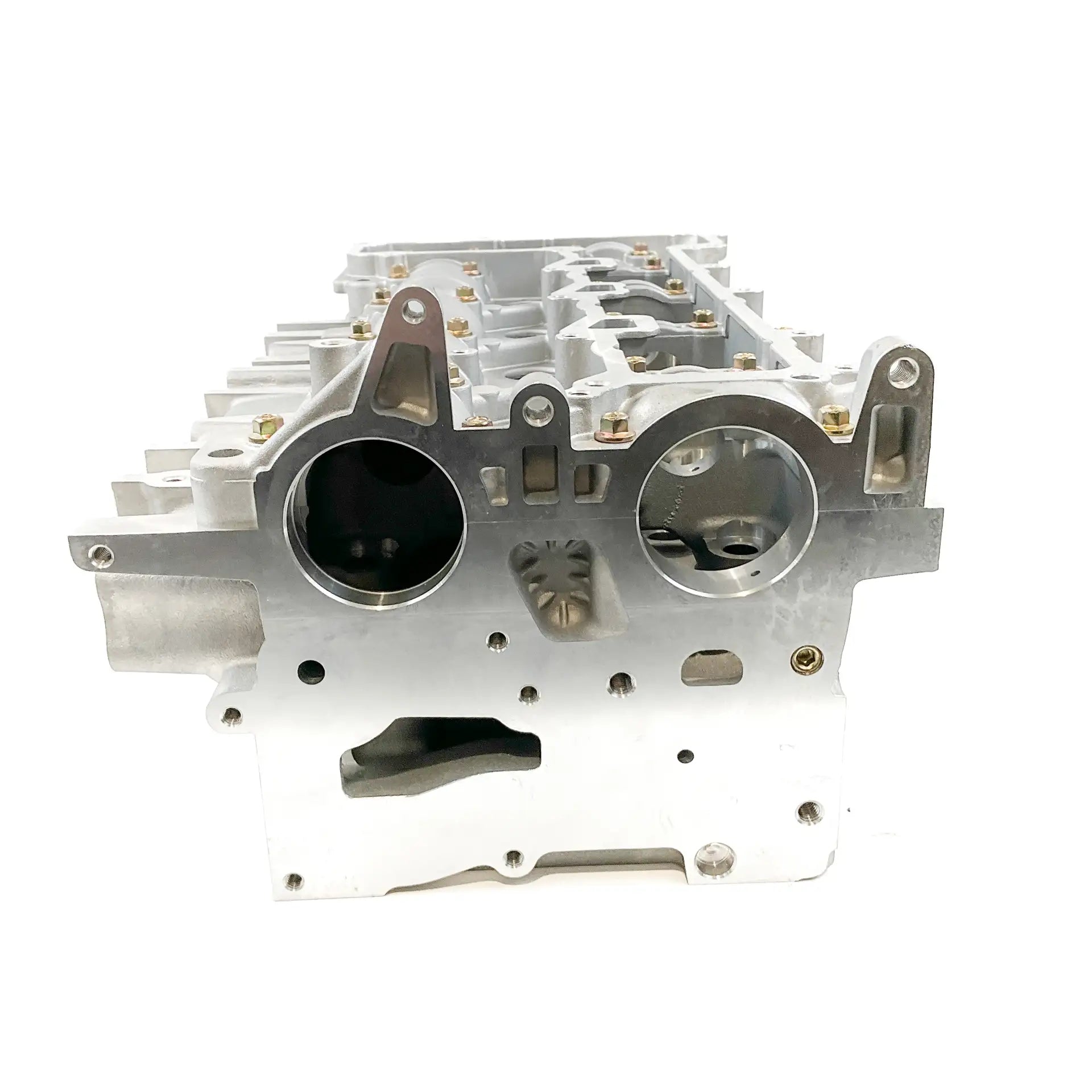 Cylinder head PSA CITROEN Jumper / PEUGEOT Boxer / FORD Focus 2.0 2.2 with valves