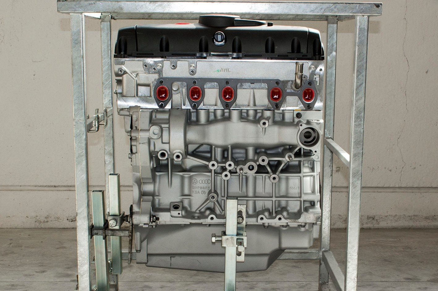 Engine REBUILT VOLKSWAGEN T5 2.5 TDI 130PS 96KW - BNZ - 070100092E - 070100031P